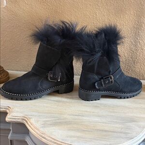 Cecelia New York Theresa Boots . Real Fox Fur . Black suede / leather